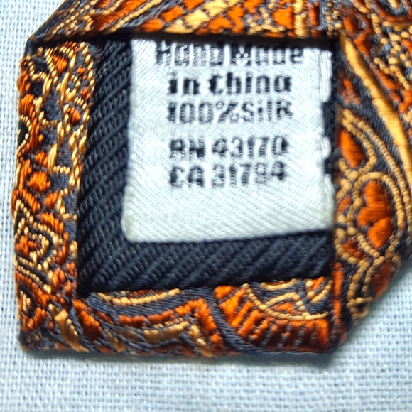 Geoffrey Beene Paisley 💯 Silk Designer Necktie 60" x 3.25" Gold/Brown Luxury - Picture 6 of 9